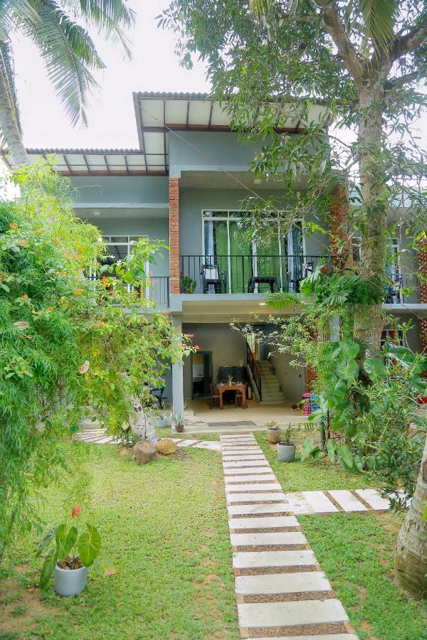 Kurulu Garden Hotel Ahungalla Exterior foto
